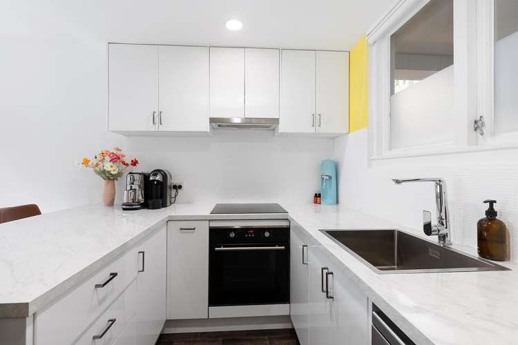 5/18 Agra Crescent Khandallah_9