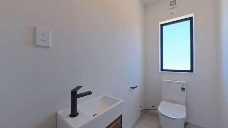 C/7 Titirangi Road New Lynn_9