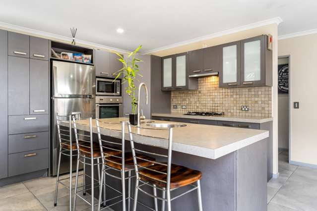 83 Wayne Francis Drive Flat Bush_4