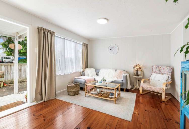 25 Penton Road Stanmore Bay_8