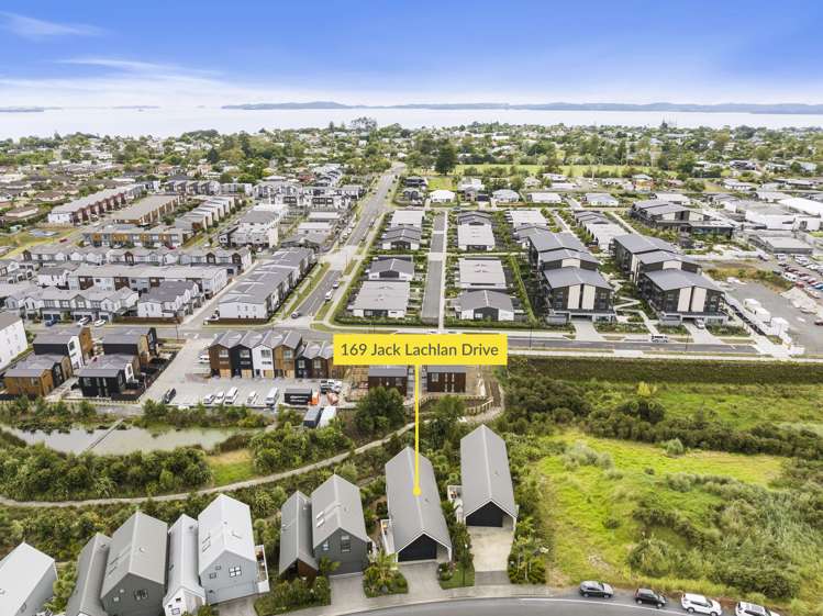 169 Jack Lachlan Drive Beachlands_34