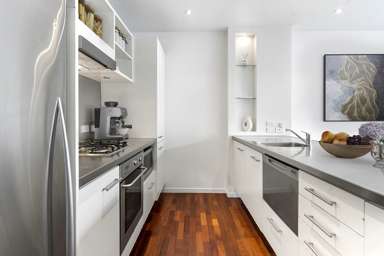 414/125 Customs Street West_2