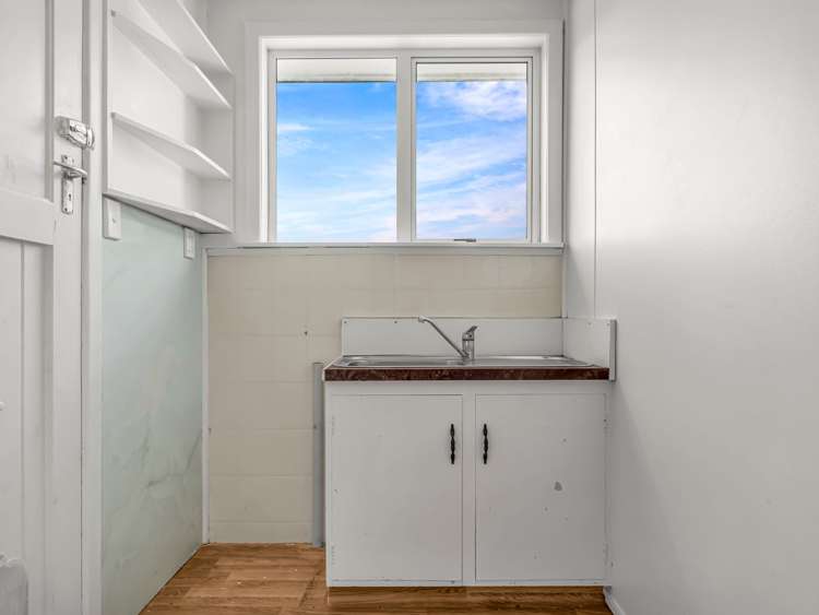 15 Glenfield road Owhata_17