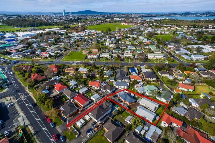 2/20 Ocean View Road Northcote_0