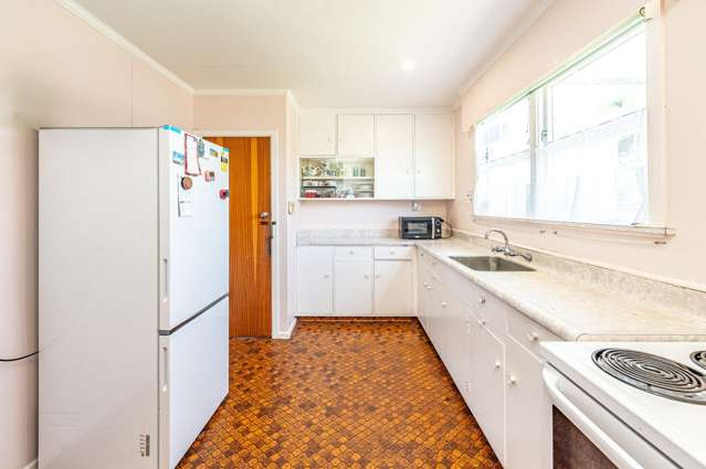 7 Lindsey Crescent Springvale_3