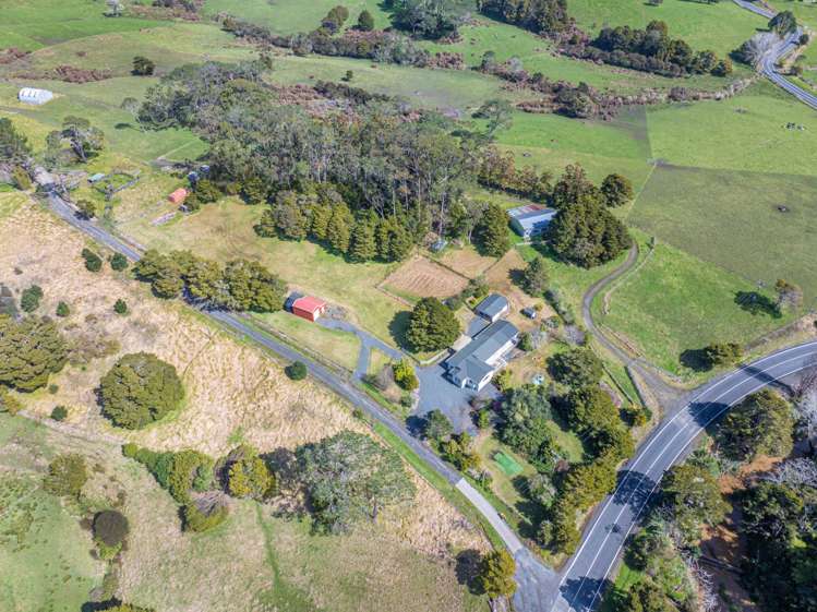 608 West Coast Road Makarau_38