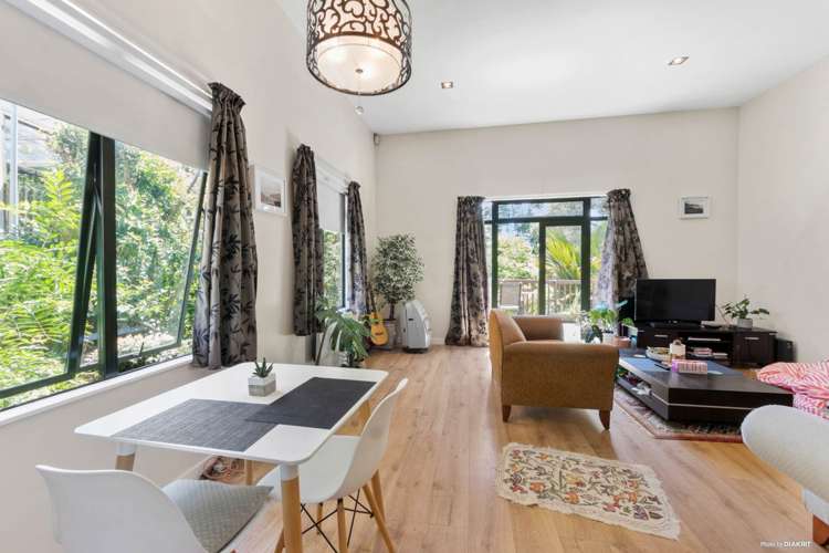 12 Waterview Downs Waterview_1