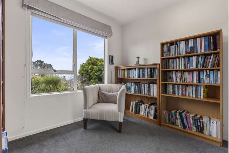 19 Mayall Avenue Beach Haven_15