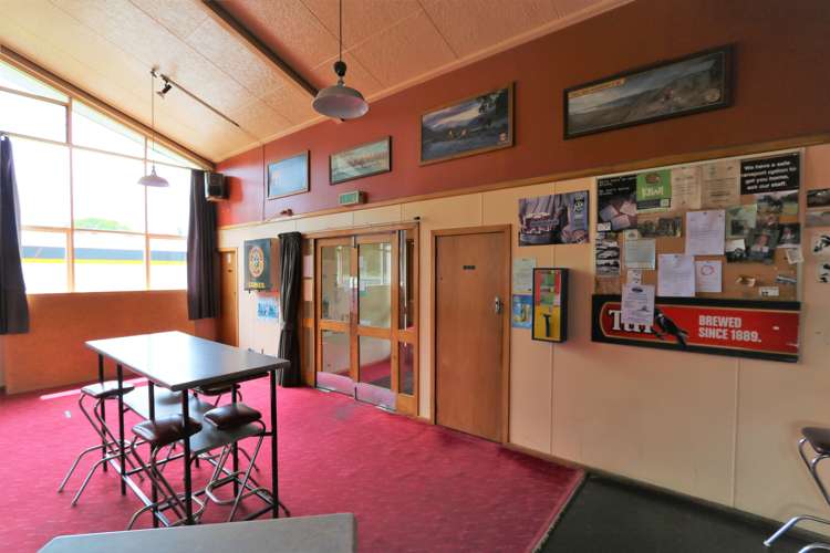 76-78 King Street Otautau_11