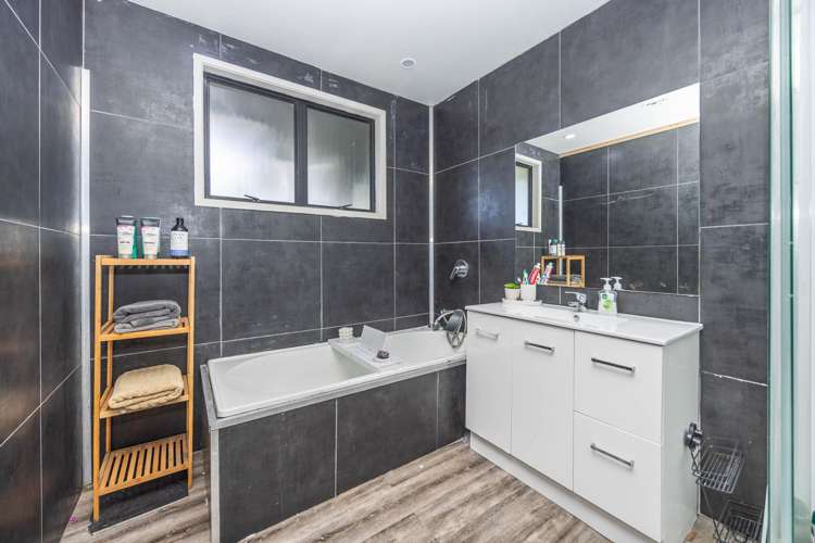 1 Matai Place Huntly_10