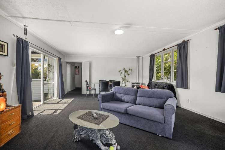 100 Hinemoa Avenue Taupo_4