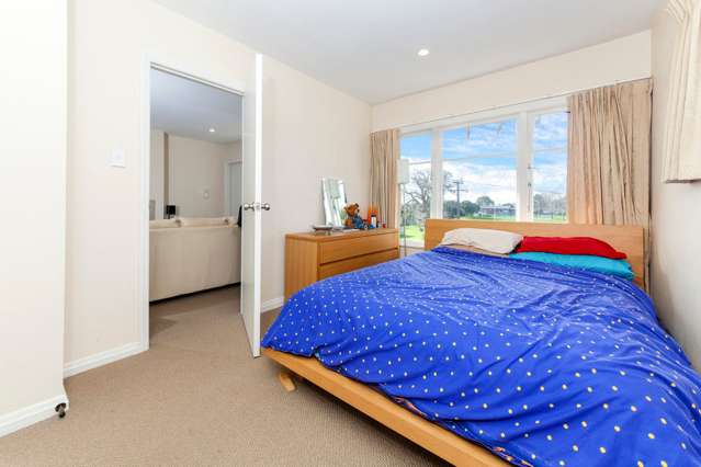 2/4 Boyd Avenue Royal Oak_4