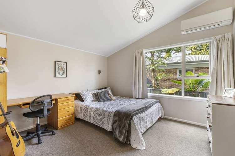 7 Callis Avenue Opaheke_11