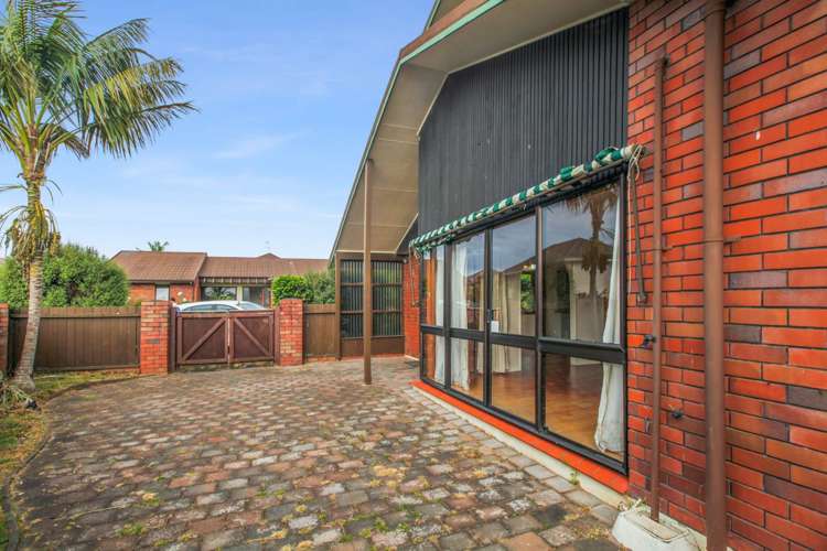 1/12 Charles Fox Place Saint Johns_18