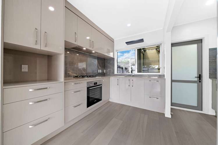 3/96 Titirangi Road New Lynn_12