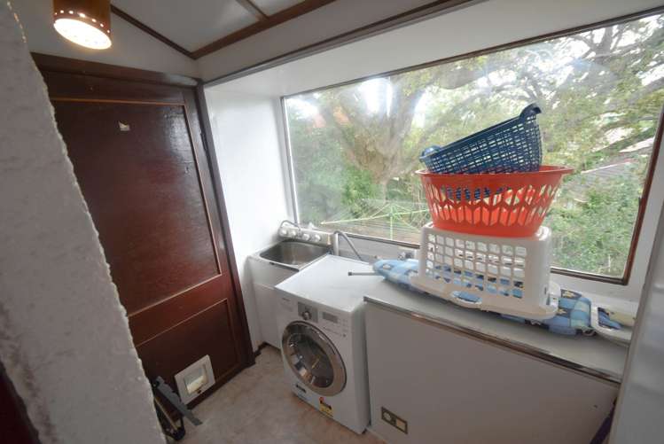 21 Benfield Avenue Mount Albert_10