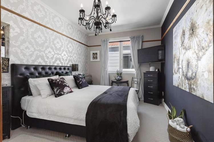 206 Sutherland Rd Lyall Bay_16