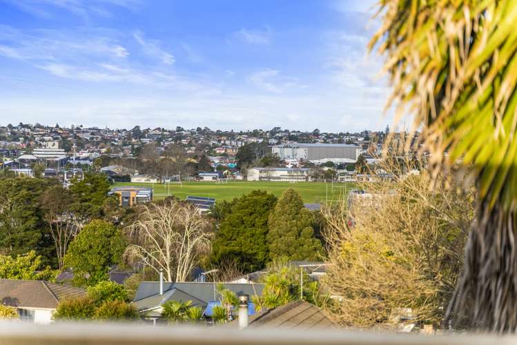 10 Dundas Place Henderson_22