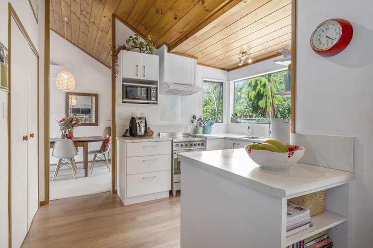 10 Wharetoroa Drive Rotoiti Forest_12