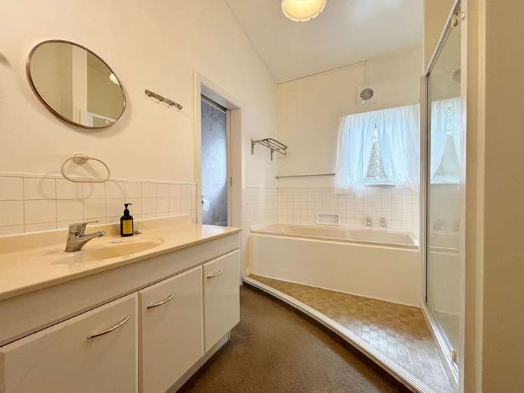 8 Colligan St Upper Riccarton_17