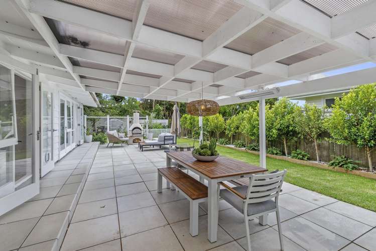 64 Tiroroa Avenue Te Atatu South_13