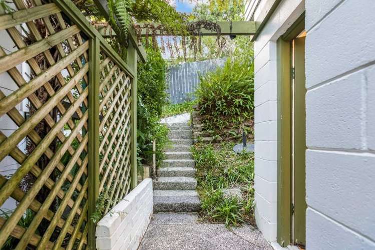 78 Seaview Road Castor Bay_10
