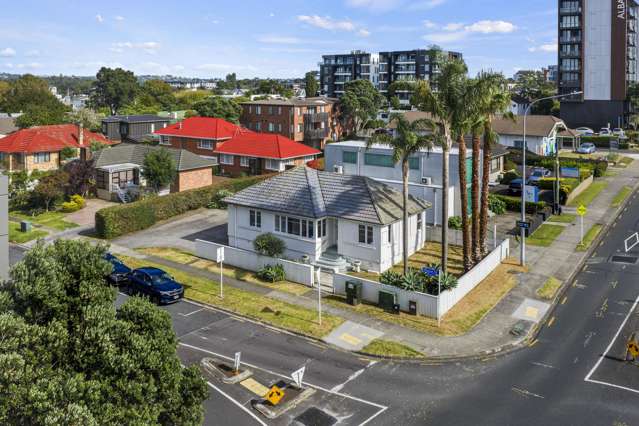 Takapuna corner with serious potential