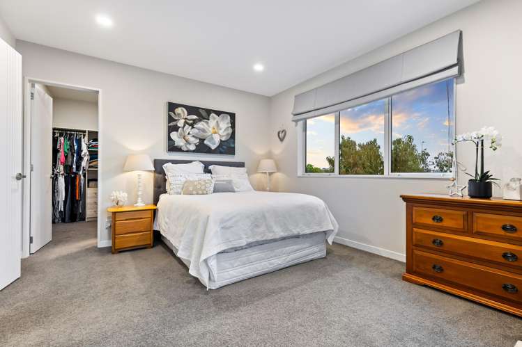 21 Flavell Drive Orewa_16