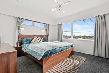 19 Halberg Street_4
