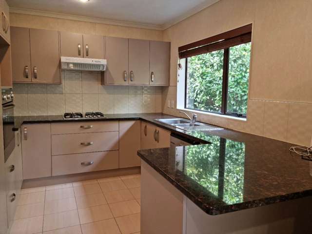 41 Baverstock Road Flat Bush_1