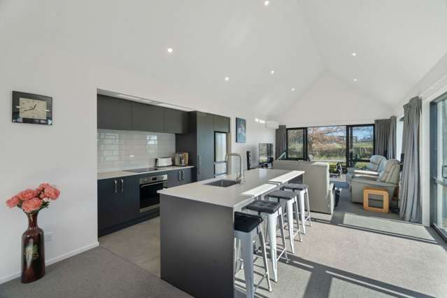 Enviable Lifestyle Opportunity With A View!