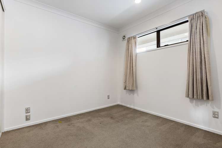 211/3 Morningside Drive Morningside_11