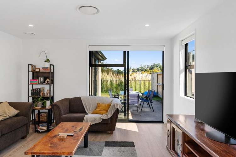 11 Hinaki Street Poike_16