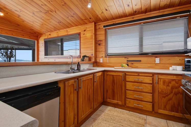 12 Mariners Grove Algies Bay_8