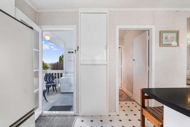 18 Selwyn Crescent Forrest Hill_19