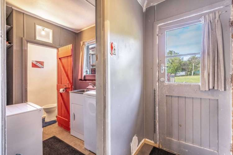 44 Ocean Beach Road Bluff_21