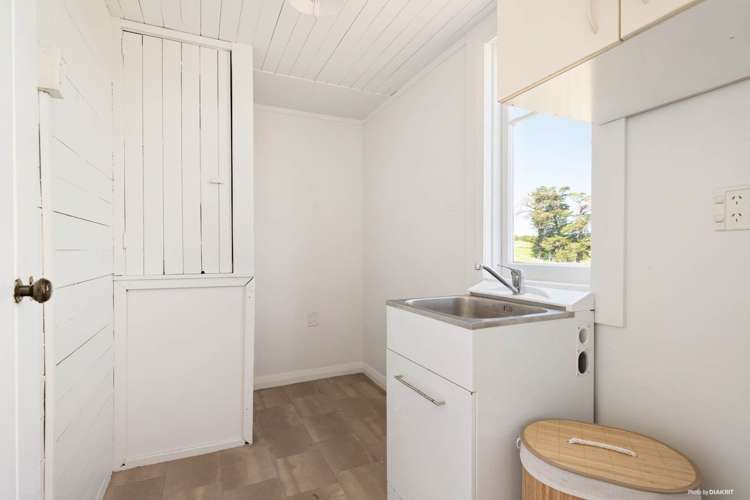 250 Hull Road Waiuku_15