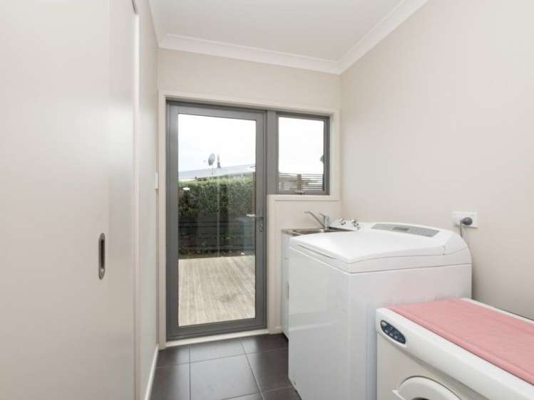 17 Ponderosa Place Opunake_24