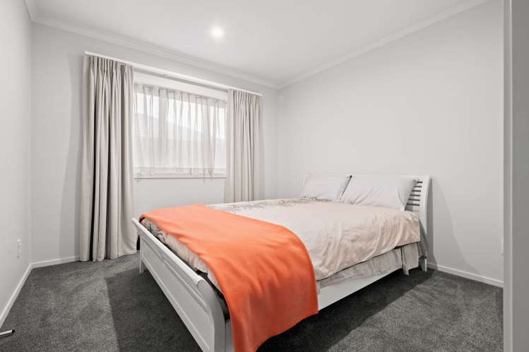 2 Probert Crescent Chartwell_14