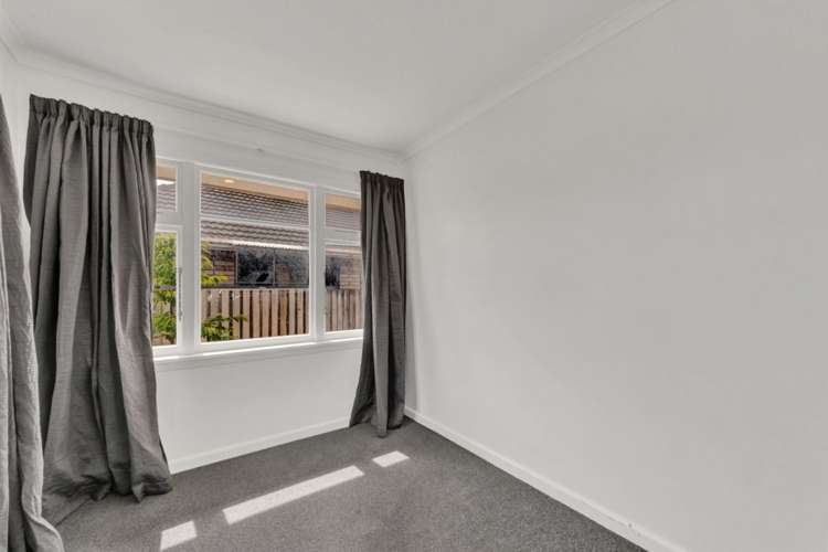 35 Basingstoke Street Aranui_13