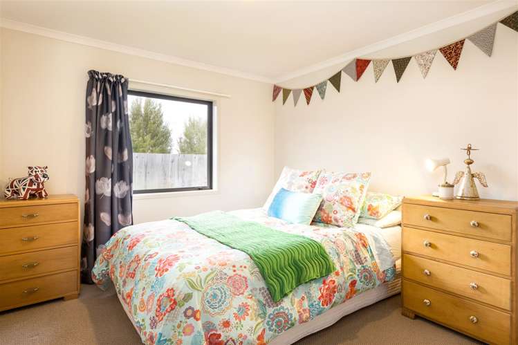 12 River Terrace Renwick_15