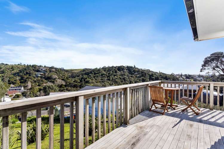 71 Carlton Crescent Maraetai_11