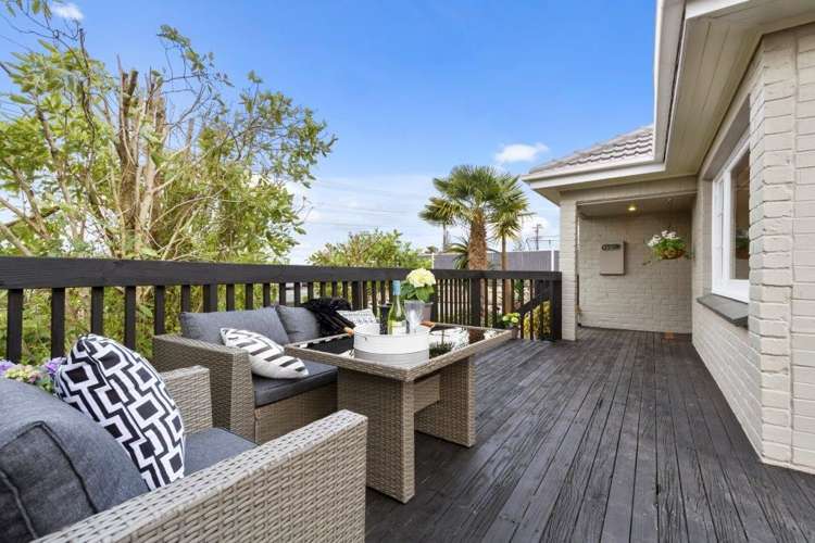 129 Astley Avenue New Lynn_12