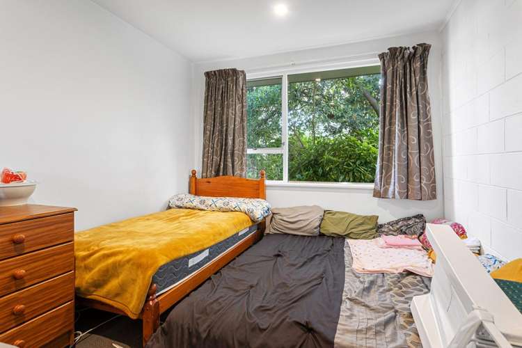 1-4 / 15 Symes Road Wigram_18