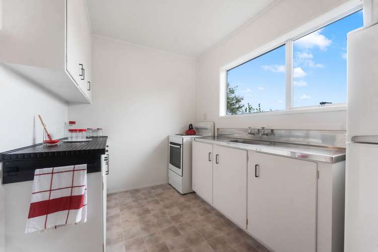 4/94 Chivalry Road Glenfield_9