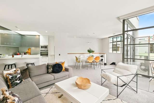 A FABULOUS APARTMENT WITH JUST EVERYTHING !