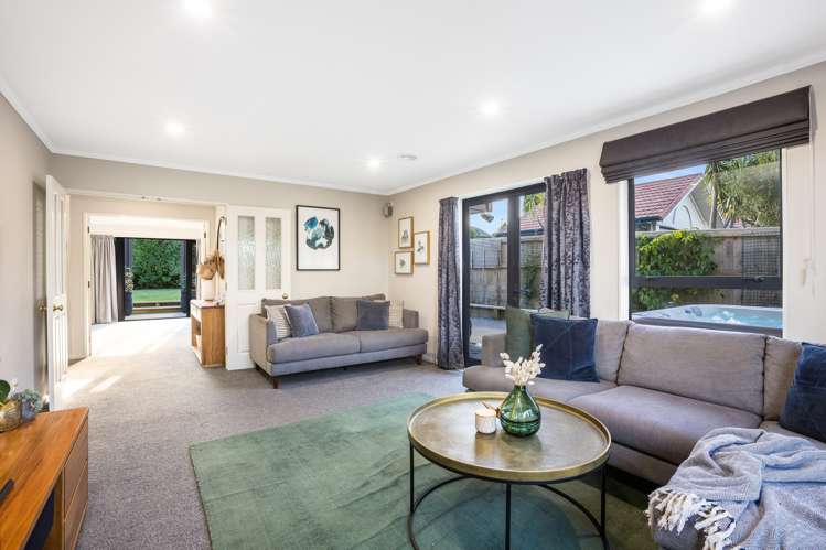 14 Betty Watt Grove Riverstone Terraces_8