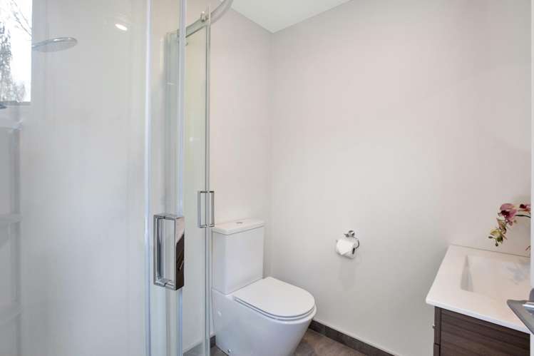 8/142 Leinster Road Merivale_13