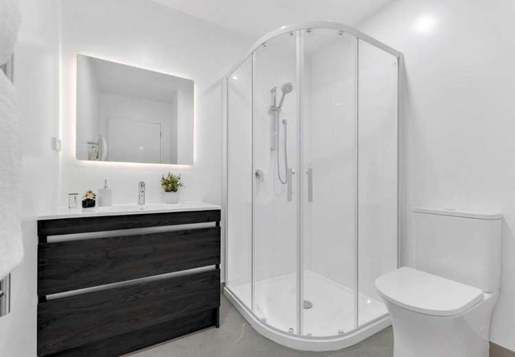 2/44 Wyllie Road Papatoetoe_6