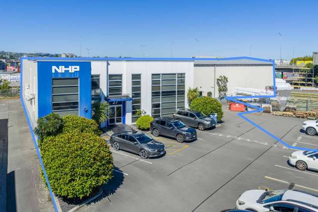 Versatile Iversen Terrace Industrial